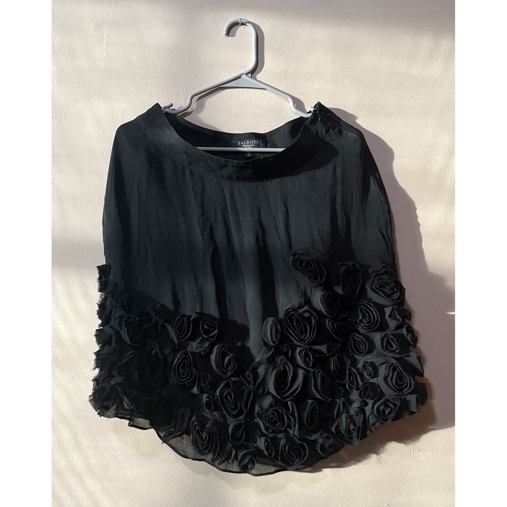 Talbots Petites Black 3D Rosette Floral Applique Mini Skirt Size 6P Side Zip